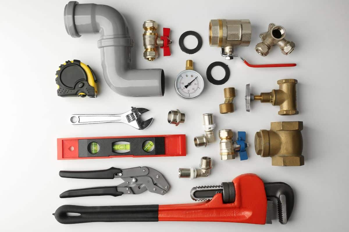 Professional plumbing tools used by Henry Plumbing technicians
