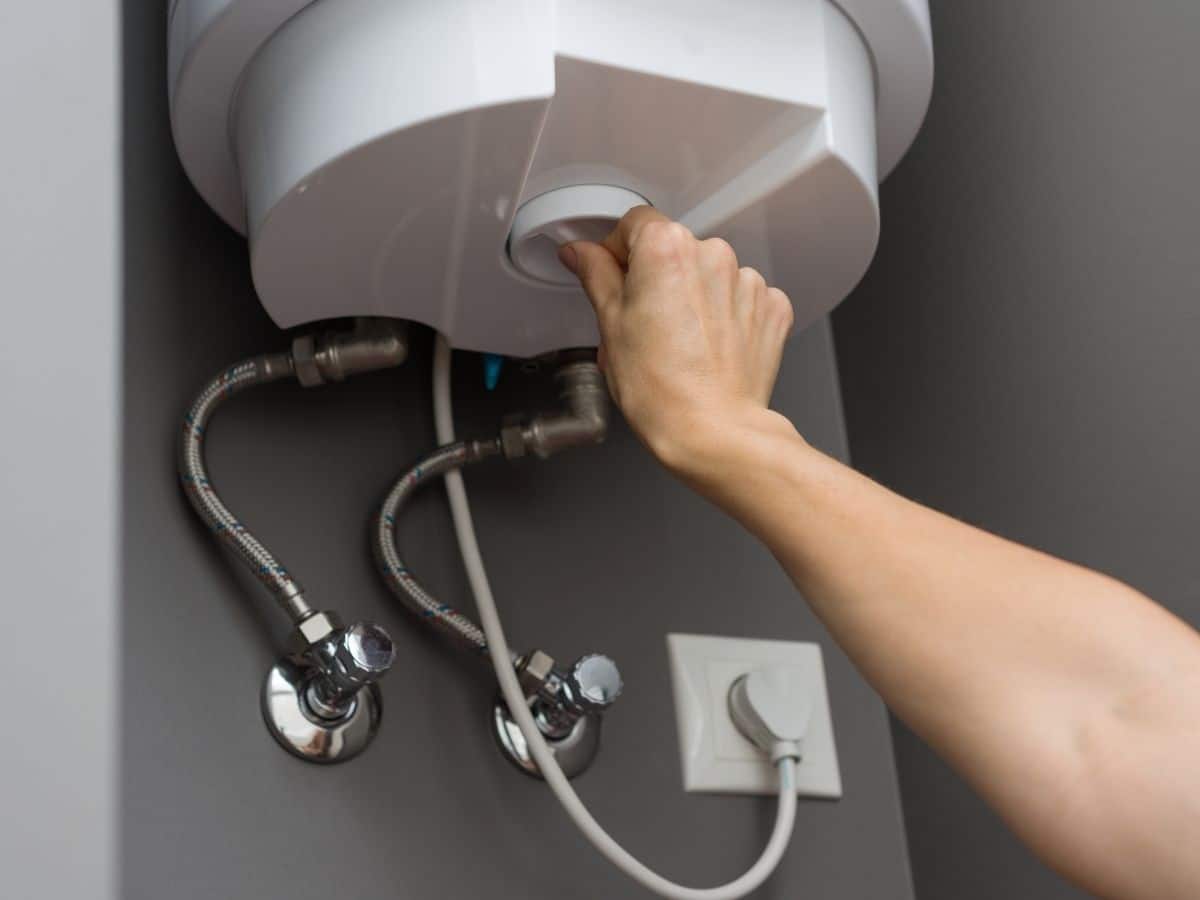 Under-sink plumbing maintenance and pipe connection service