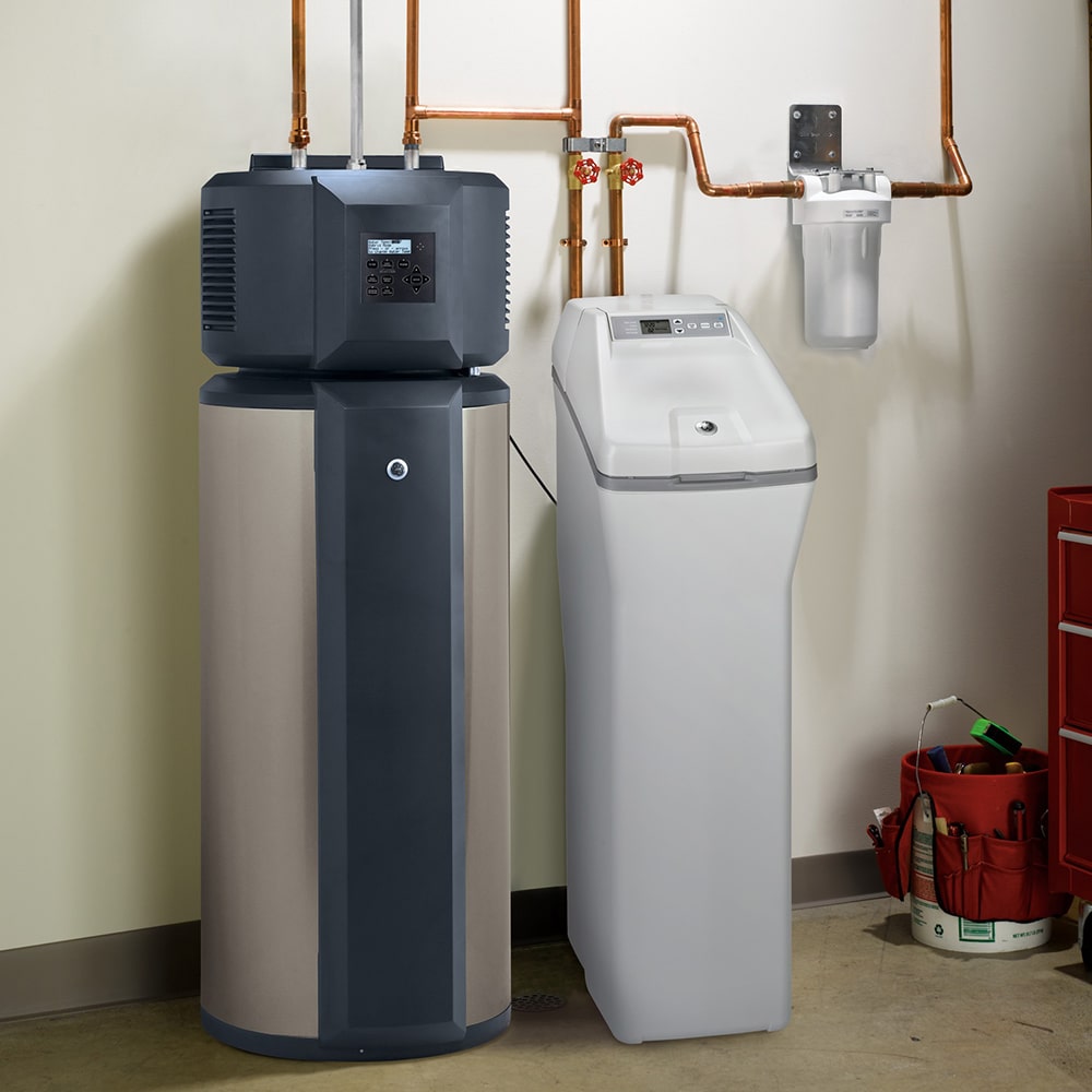 Residential water filtration and water softener plumbing system